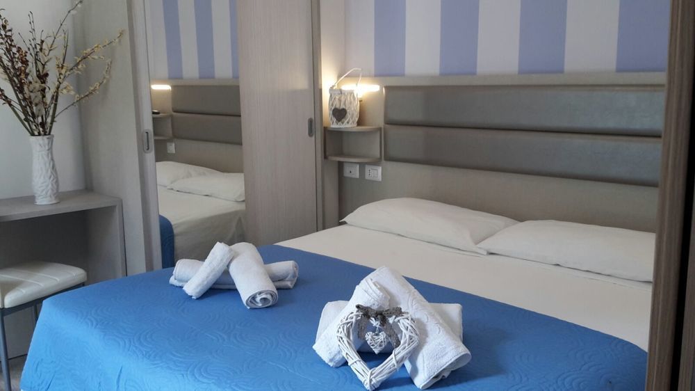 Hotel Arno Misano Adriatico Kültér fotó