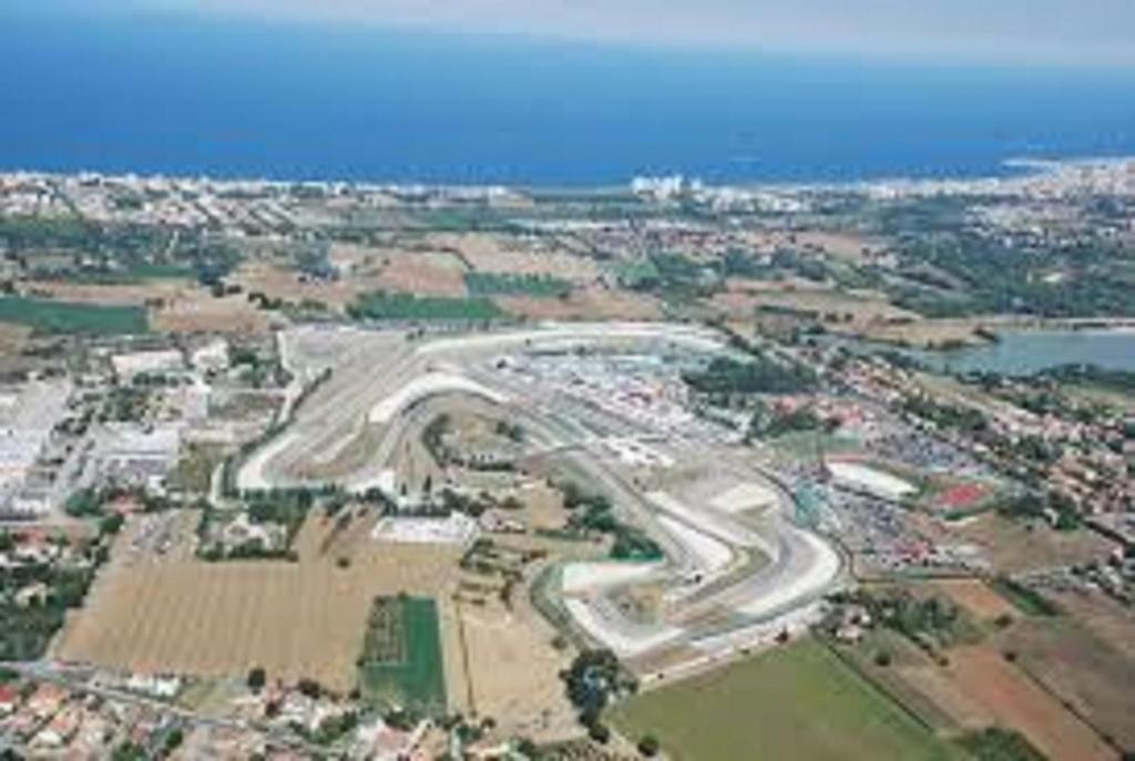 Hotel Arno Misano Adriatico Kültér fotó