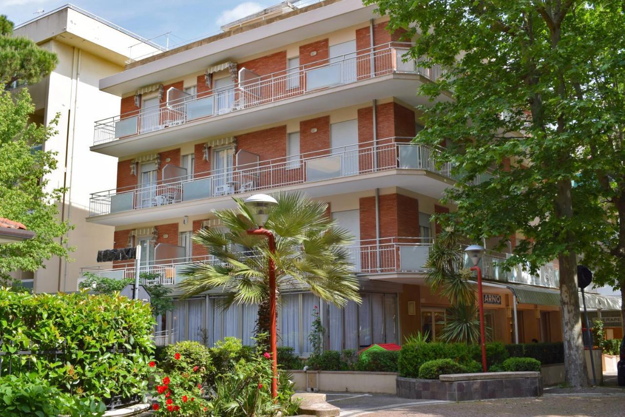Hotel Arno Misano Adriatico Kültér fotó